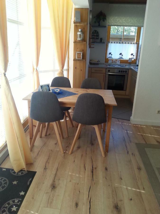 Ferienwohnung Sonnenschein シェーンベルガー・シュトランド エクステリア 写真